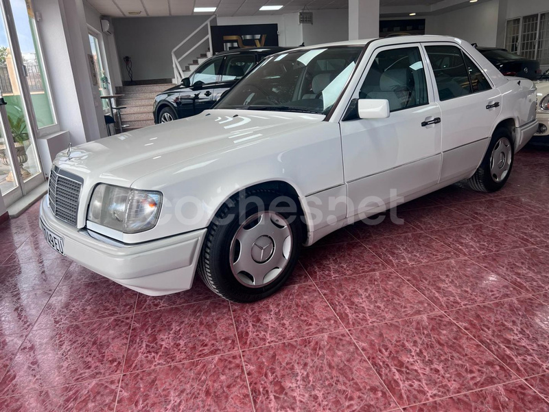 MERCEDES-BENZ Clase E E 220