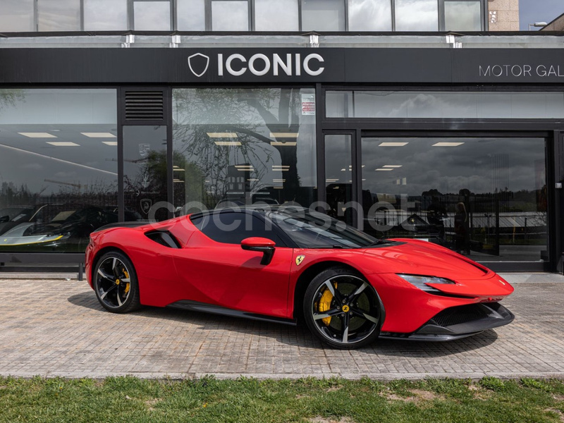 FERRARI SF90 ASSETO FIORANO