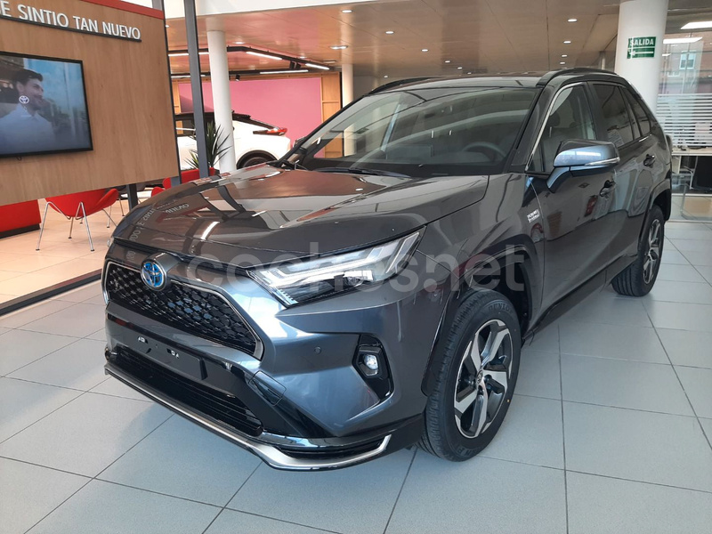 TOYOTA Rav4 2.5l PLUGIN 300PH eCVT Advance