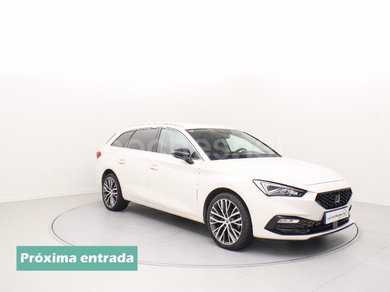 SEAT León SP 1.5 eTSI DSG SS Xcellence