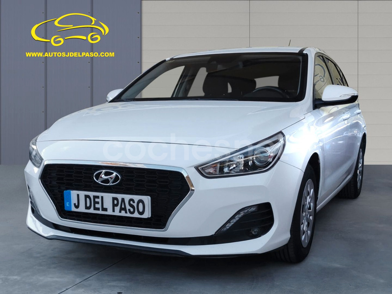 HYUNDAI i30 1.4 i 100 CV STYLE
