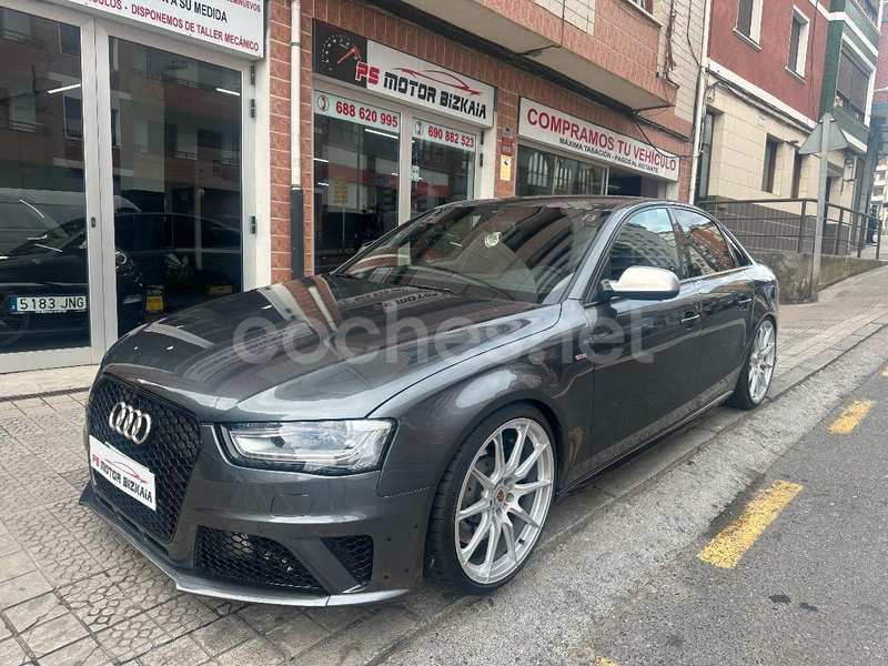 AUDI A4 2.0 TFSI quattro