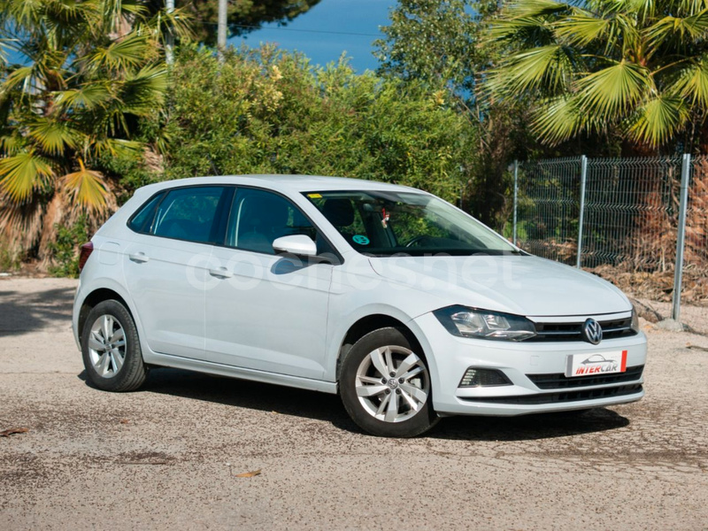 VOLKSWAGEN Polo Advance 1.0