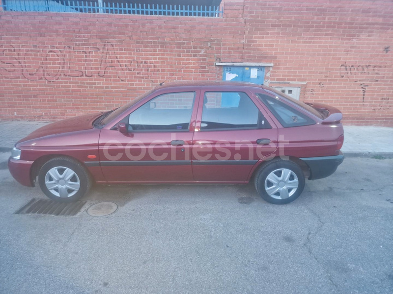 FORD Escort 1.8TD ATLANTA