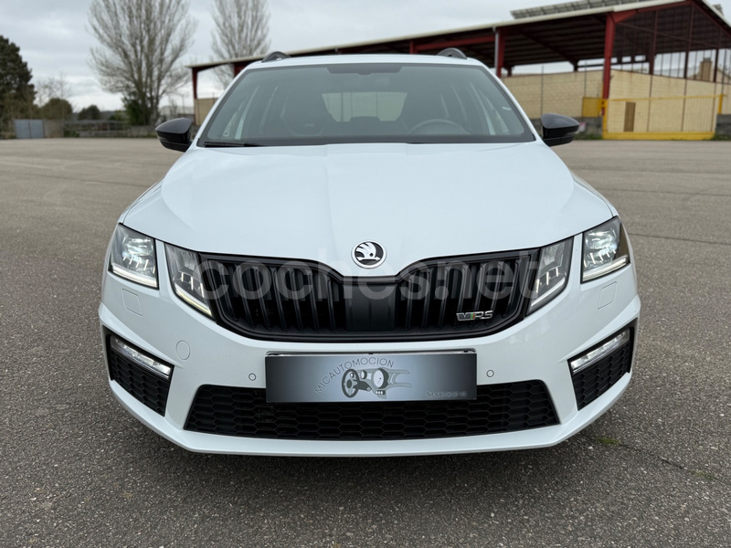 SKODA Octavia Combi 2.0 TDI DSG RS
