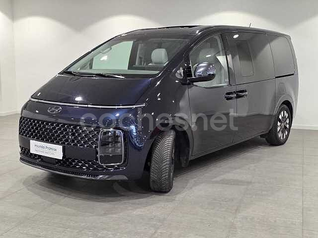 HYUNDAI Staria 2.2 CRDI Style 4x4 7S