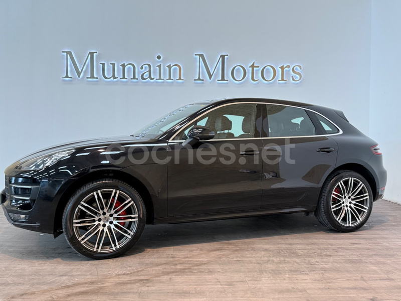 PORSCHE Macan Turbo