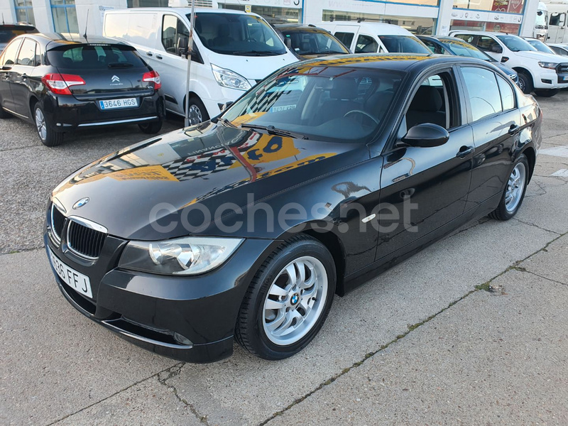 BMW Serie 3 318d E90