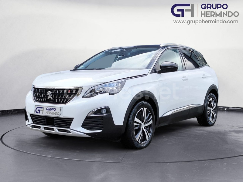 PEUGEOT 3008 1.2 PureTech SS Allure