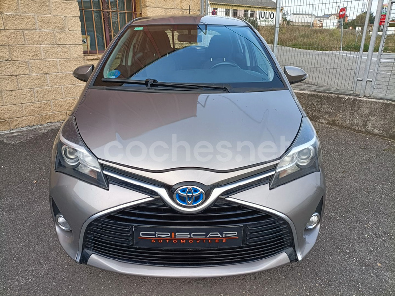 TOYOTA Yaris Hybrid Active