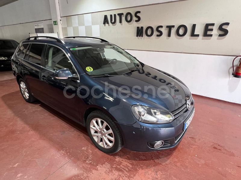 VOLKSWAGEN Golf Variant 1.6 TDI DPF Sport