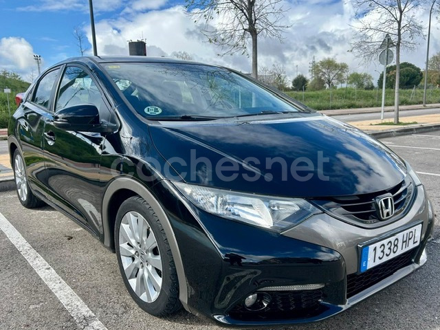 HONDA Civic 2.2 iDTEC Sport