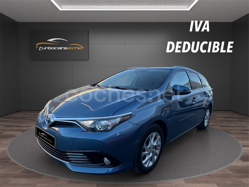 TOYOTA Auris 1.8 140H Active Touring Sports