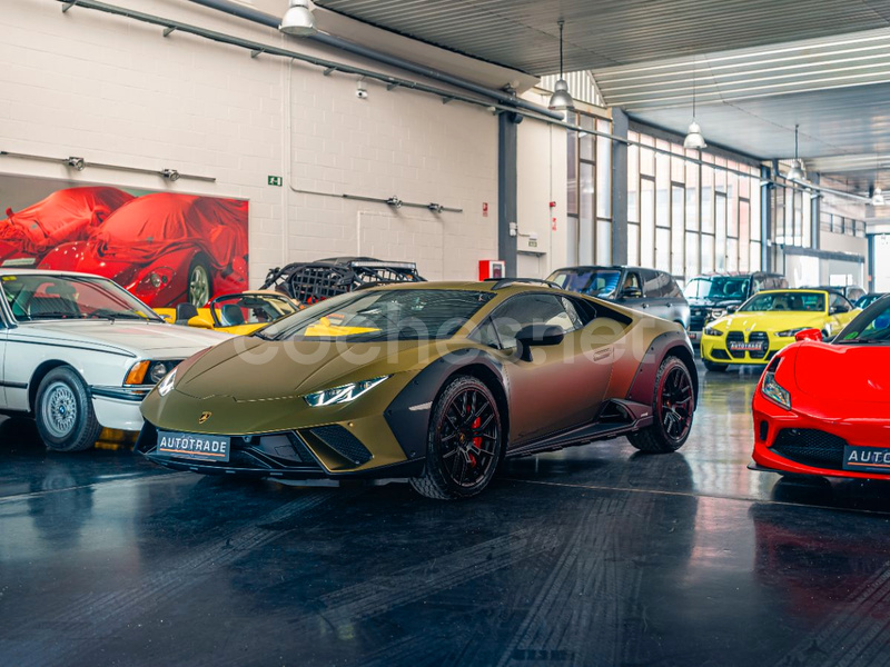 LAMBORGHINI Huracán Sterrato