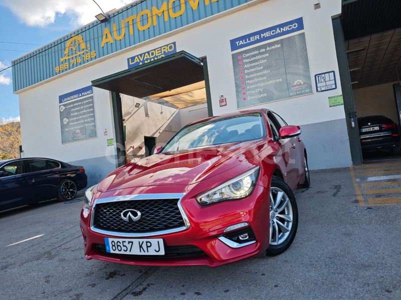 INFINITI Q50 2.2d PREMIUM Auto