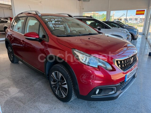 PEUGEOT 2008 Allure 1.2 PureTech 110 SS