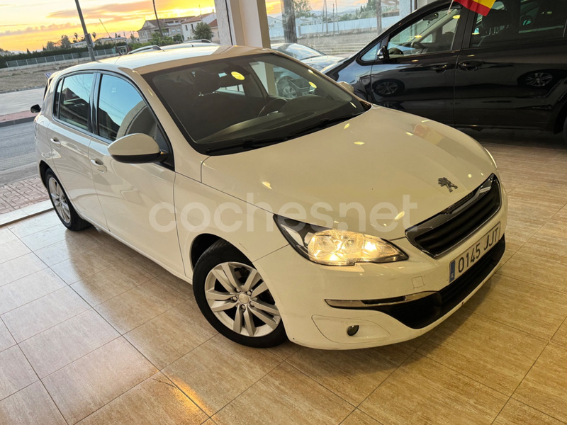 PEUGEOT 308 Active 1.6 BlueHDi 120