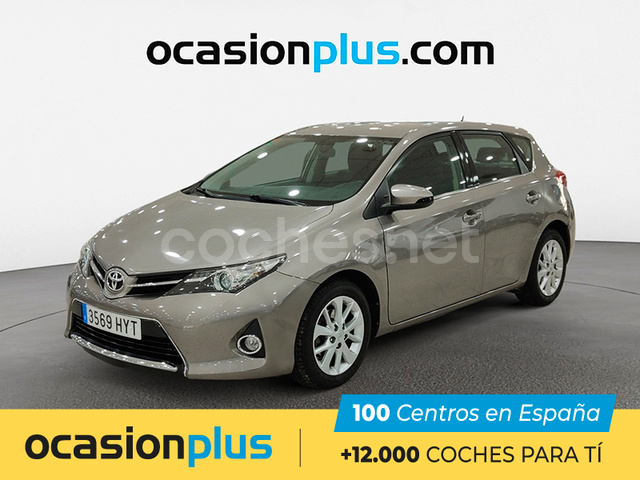 TOYOTA Auris 90D Active