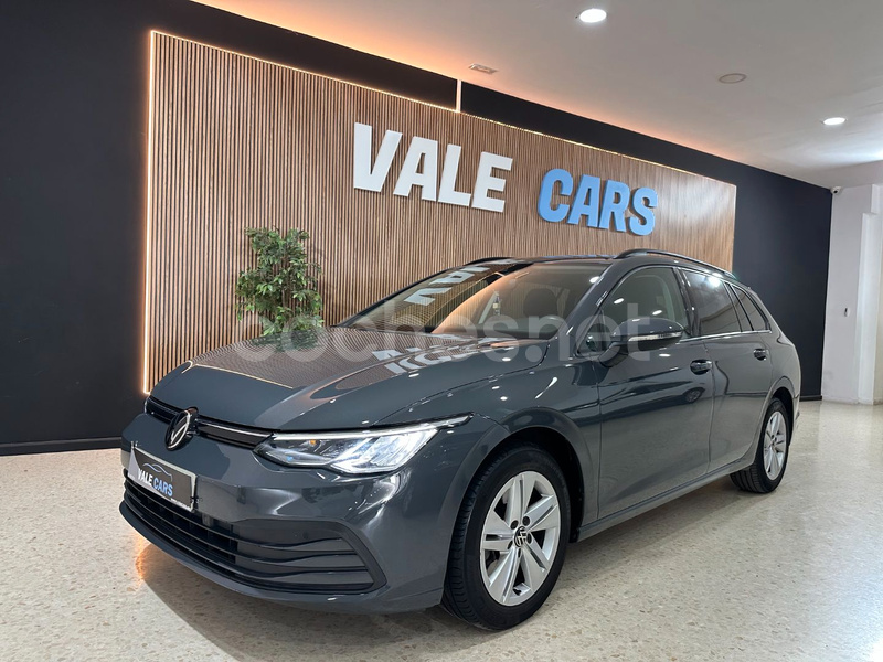 VOLKSWAGEN Golf Life 2.0 TDI Variant
