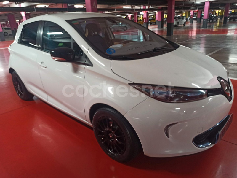 RENAULT ZOE Life