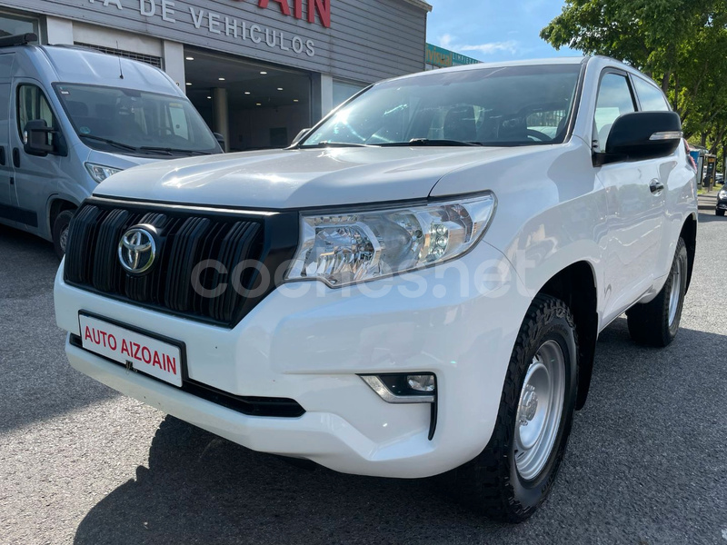 TOYOTA Land Cruiser 2.8 D4D GX
