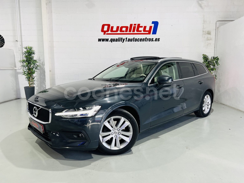 VOLVO V60 2.0 D3 Momentum Pro
