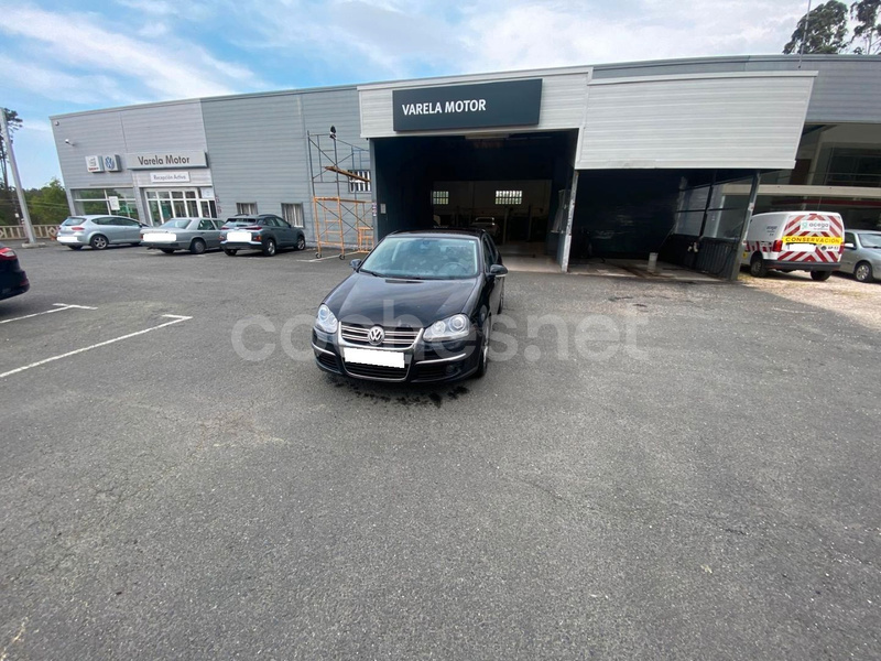 VOLKSWAGEN Jetta 2.0 TDI 140 Advance DSG