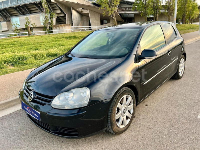 VOLKSWAGEN Golf 1.9 TDI Highline