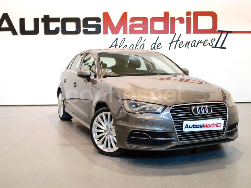 AUDI A3 Sportback 1.4 TFSI etron S tro Ambition