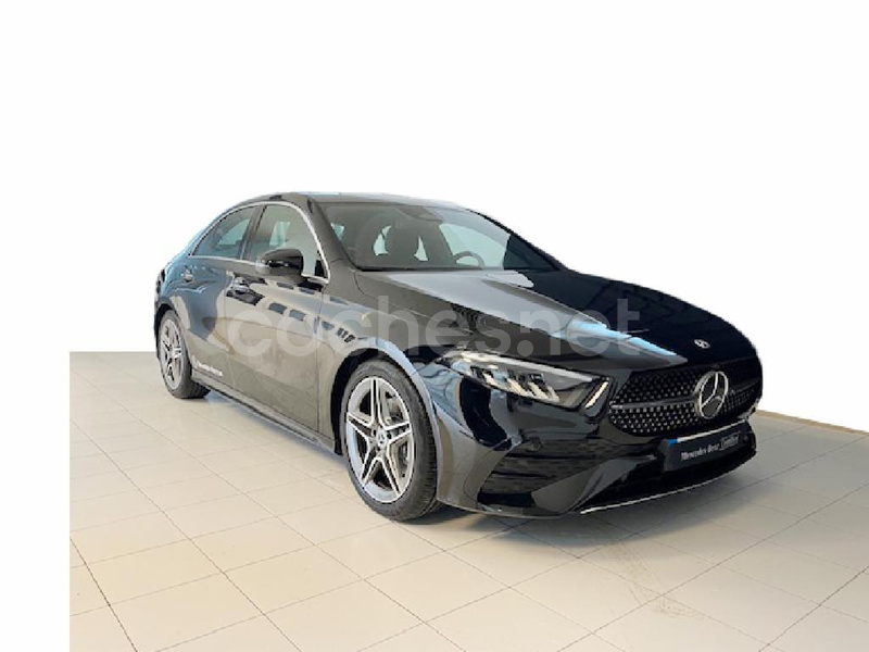 MERCEDES-BENZ Clase A A 200 d Sedan