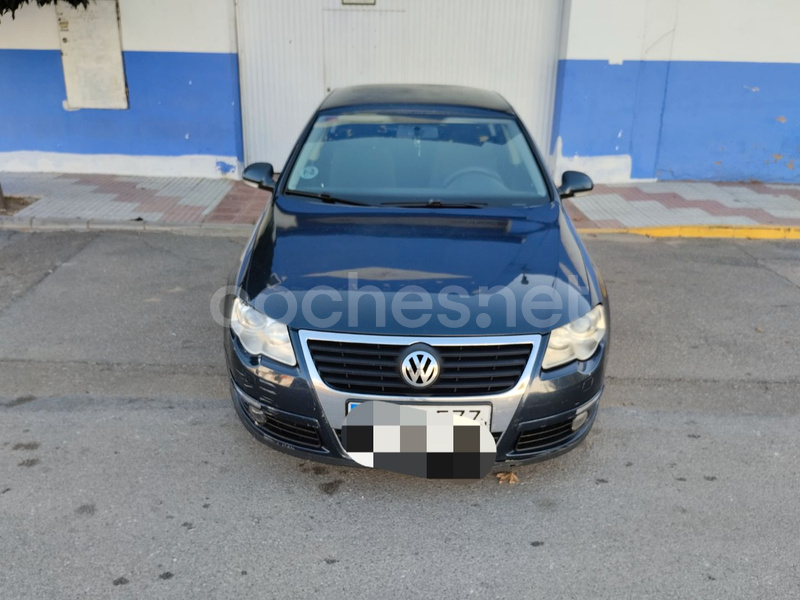 VOLKSWAGEN Passat 2.0 TDI Advance