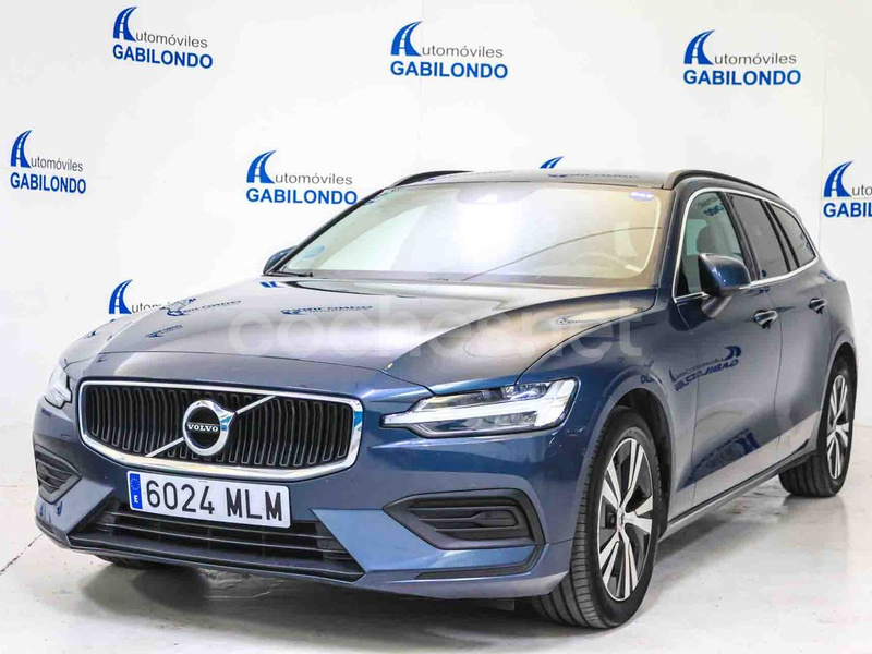 VOLVO V60 2.0 B4 D Momentum Pro Auto