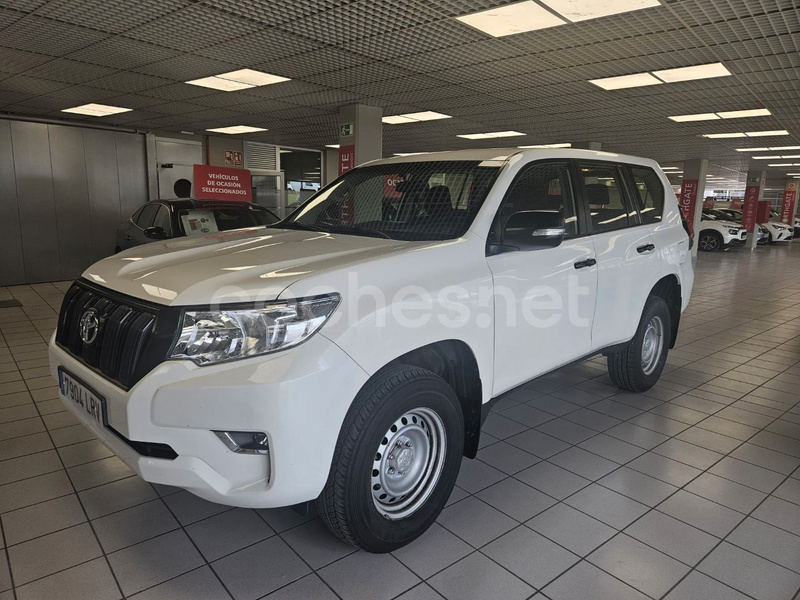 TOYOTA Land Cruiser 2.8 D4D GX 7 Plazas