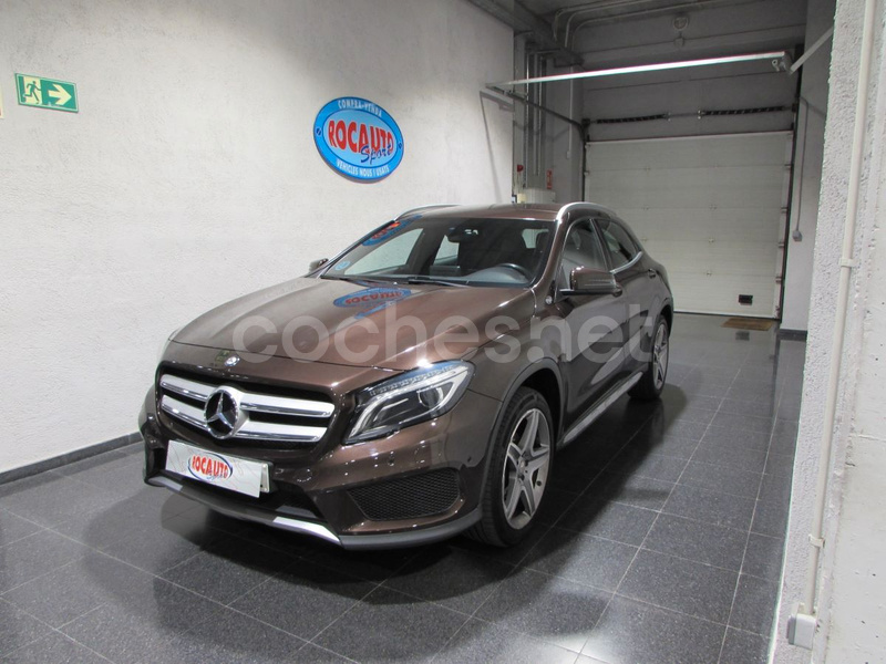 MERCEDES-BENZ Clase GLA GLA 200 d AMG Line
