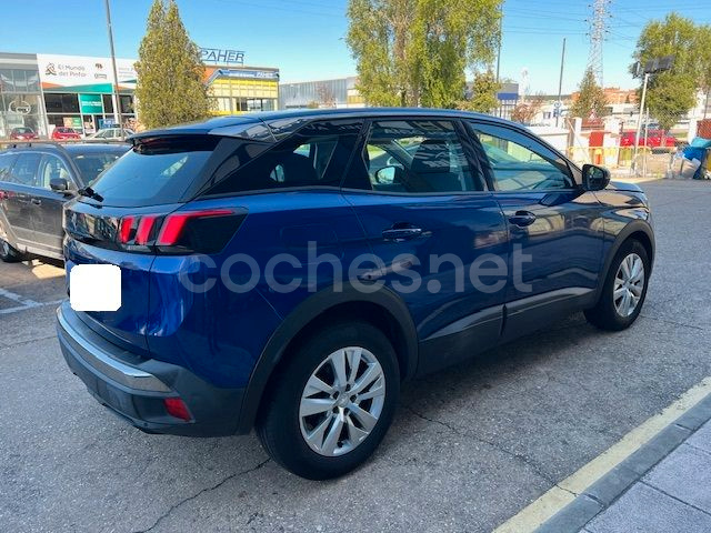 PEUGEOT 3008 1.5L BlueHDi SS Allure