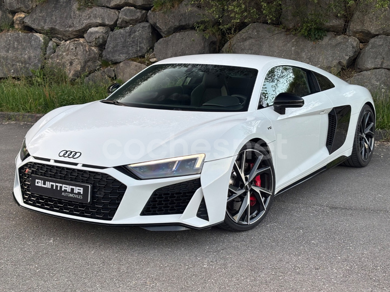 AUDI R8 V10 FSI rwd S tronic