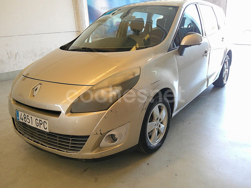 RENAULT Grand Scénic Dynamique 1.5dCi 5 plazas