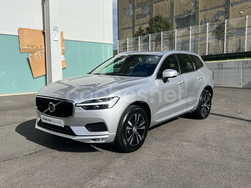 VOLVO XC60 2.0 B4 D Momentum Pro Auto