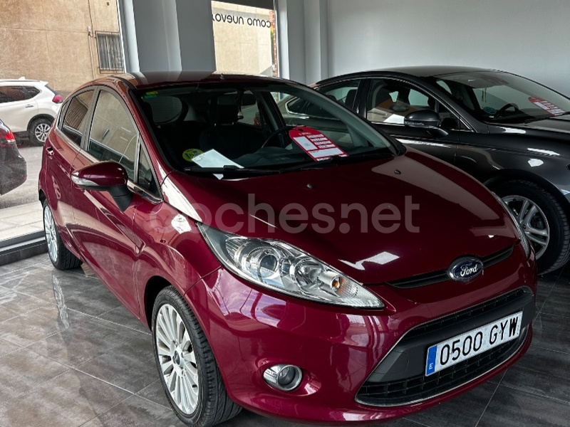 FORD Fiesta 1.6 TDCi DPF Titanium