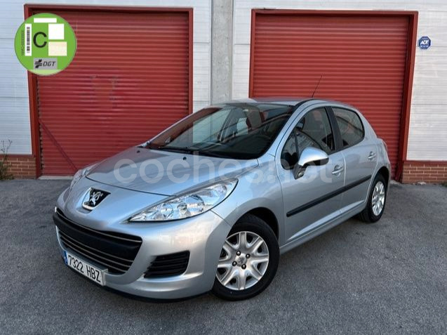 PEUGEOT 207 ACTIVE 1.4i 75