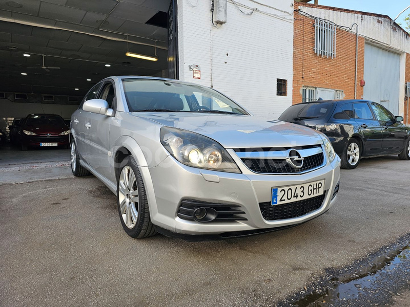 OPEL Vectra Elegance 1.9 CDTI 8v 100 CV