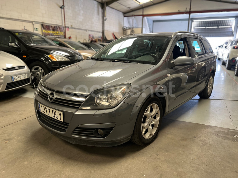 OPEL Astra 1.9 CDTi Cosmo 150 CV SW