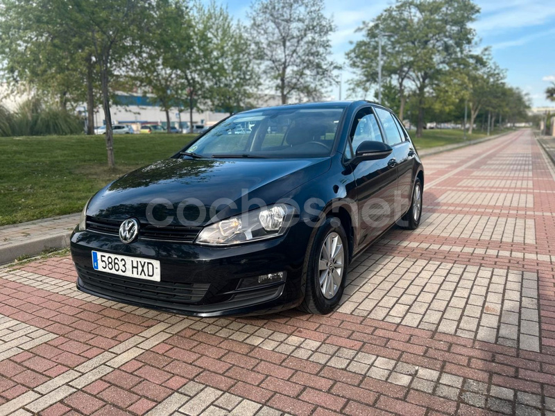 VOLKSWAGEN Golf Business Navi 1.6 TDI BMT