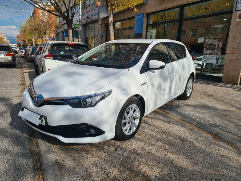TOYOTA Auris 1.8 140H Hybrid Active