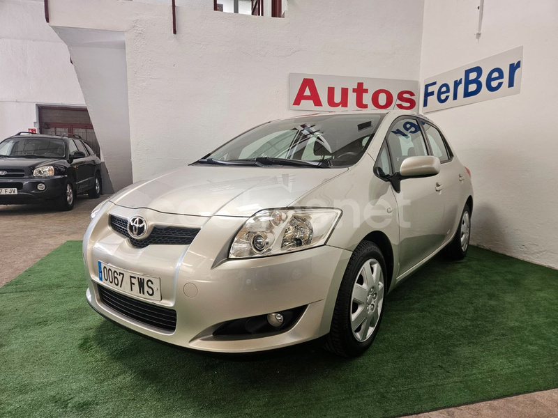 TOYOTA Auris 1.6 VVTi Dual Luna