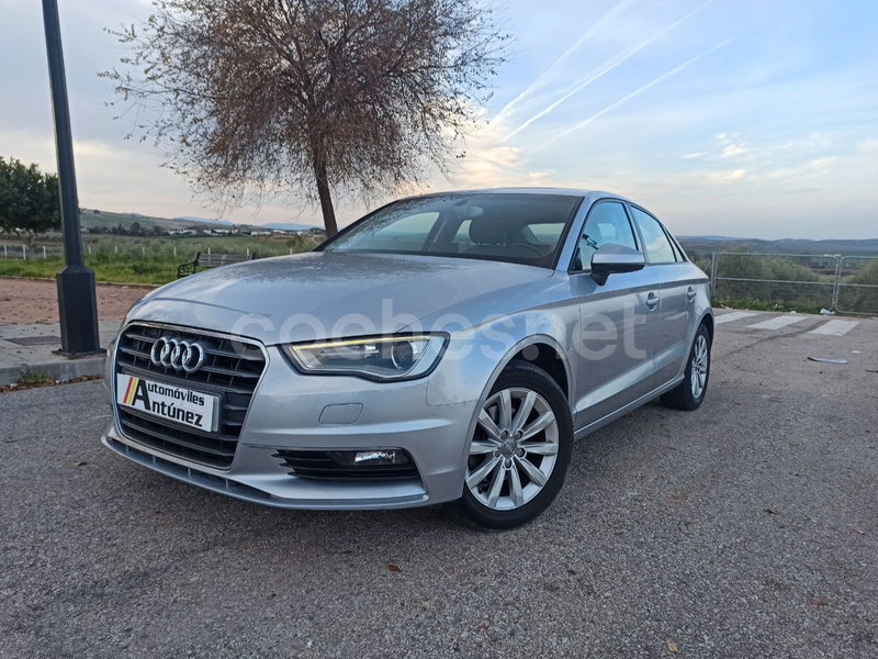 AUDI A3 Sedan 2.0 TDI clean dies Attracted