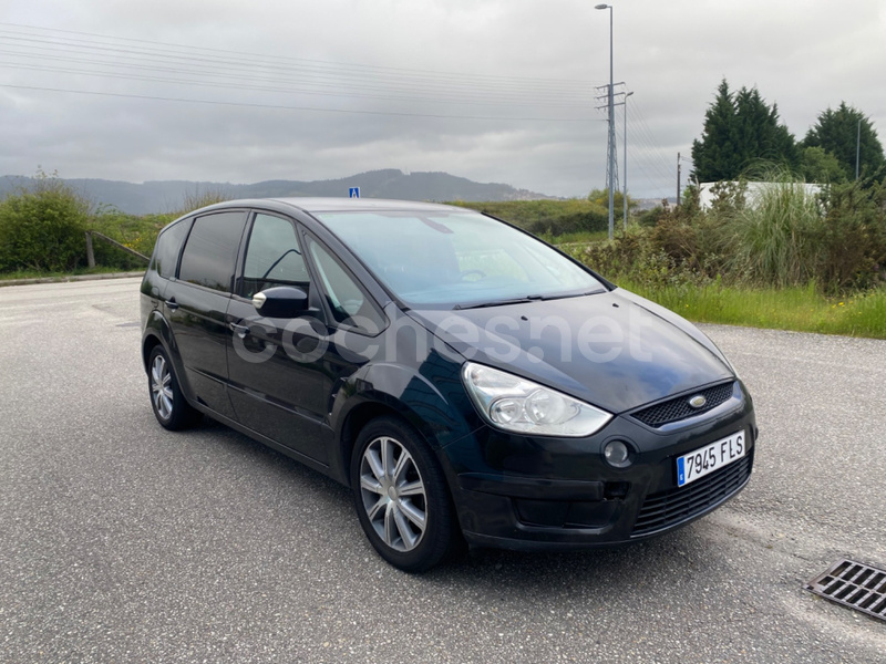 FORD S-MAX 2.0 TDCi Titanium
