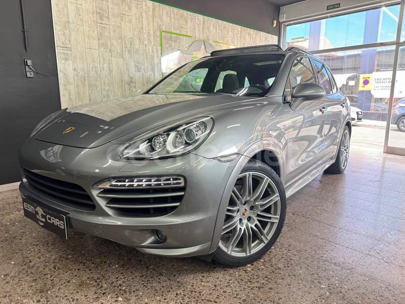 PORSCHE Cayenne 3.0 TD Platinum Edition Tiptronic
