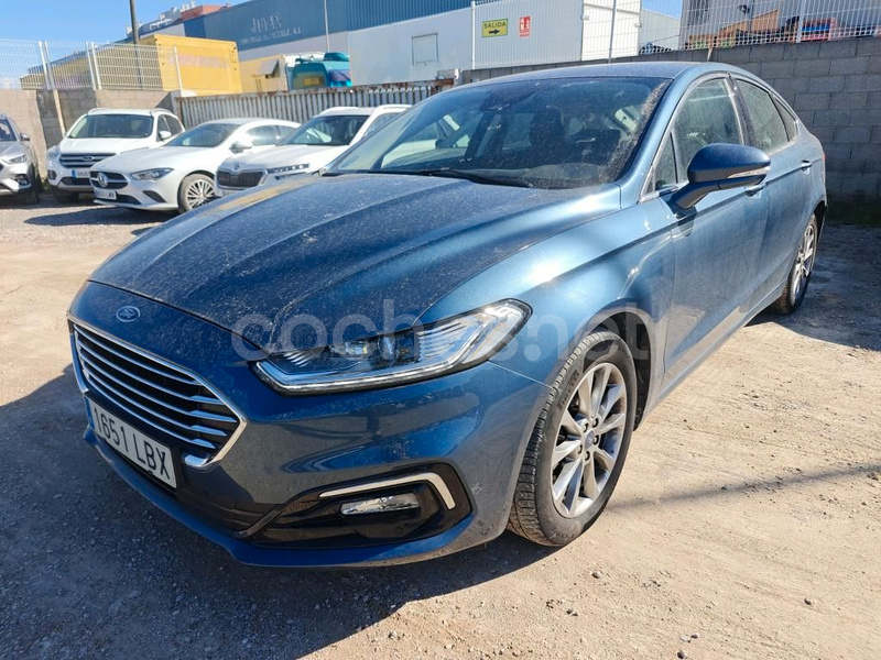FORD Mondeo 2.0 TDCi Titanium 235