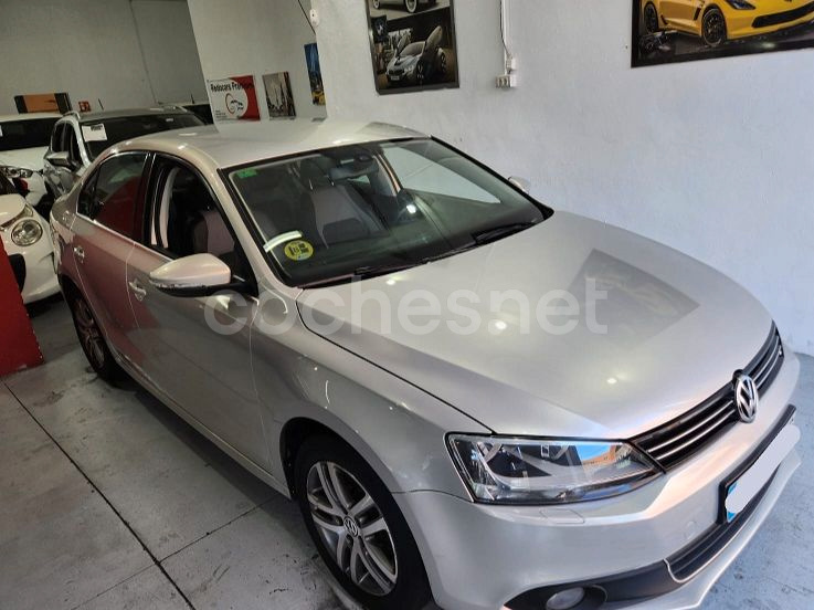 VOLKSWAGEN Jetta 1.6 TDI Sport